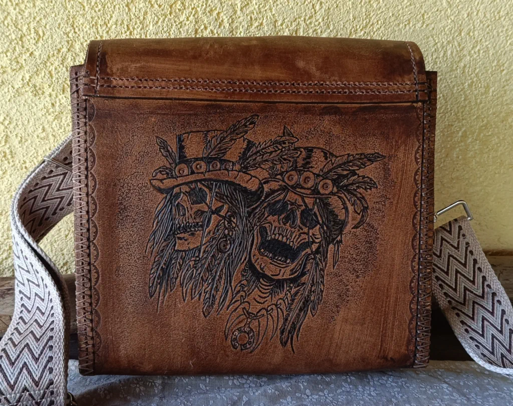 Lederarbeiten-Taschen